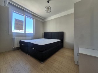 BUCA MENDERES SULAKLAR LİFE SİTESİN'DE 1+1 KİRALIK DAİRE