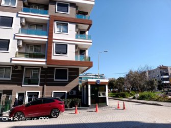 BUCA MENDERES SULAKLAR LİFE SİTESİN'DE 1+1 KİRALIK DAİRE