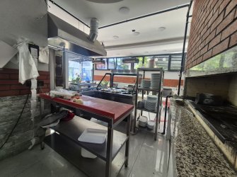 ŞİRİNYER FORBES ÇARŞI'DA DEVREN KİRALIK DONANIMLI RESTORAN